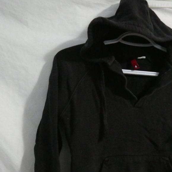 DIVIDED by H&M | size 4 | Black Hooded Sweatshirt | Kangaroo Pockets | GUC - Picture 4 of 15